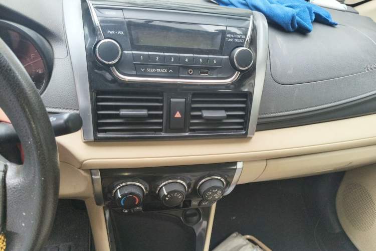 Used Toyota Vios 2014 1.3L Manual Xiang Edition Audio And AC Panel