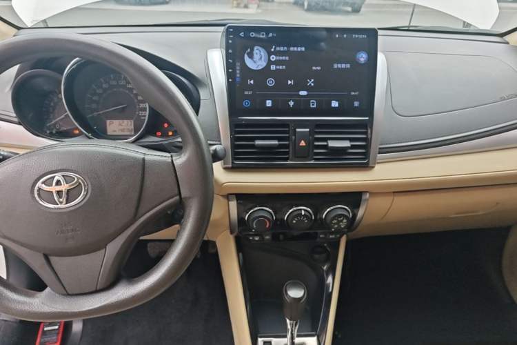 Used Toyota Vios 2014 1.5L Automatic ZhiZhen Edition Audio And AC Panel