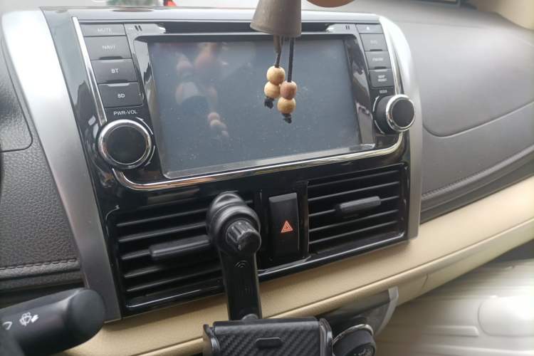 Used Toyota Vios 2014 1.5L Automatic ZhiZhen Edition Audio And AC Panel