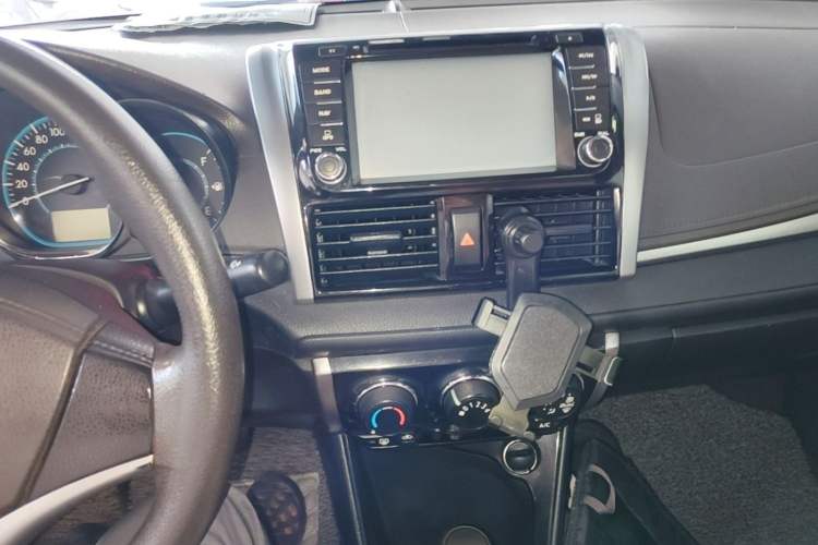 Used Toyota Vios 2014 1.5L Automatic Smart Edition Audio And AC Panel