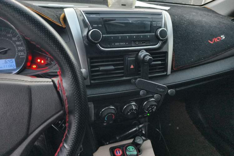 Used Toyota Vios 2014 1.5L Automatic ZhiZhen Edition Audio And AC Panel