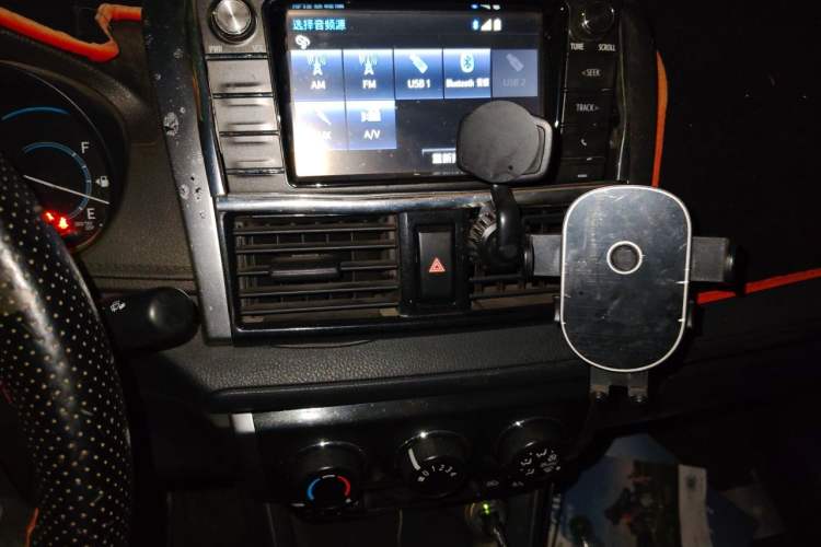 Used Toyota Vios 2014 1.3L Manual Value Edition Audio And AC Panel