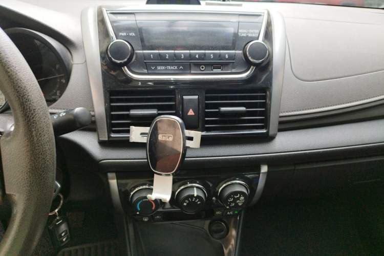 Used Toyota Vios 2014 1.3L Manual Value Edition Audio And AC Panel
