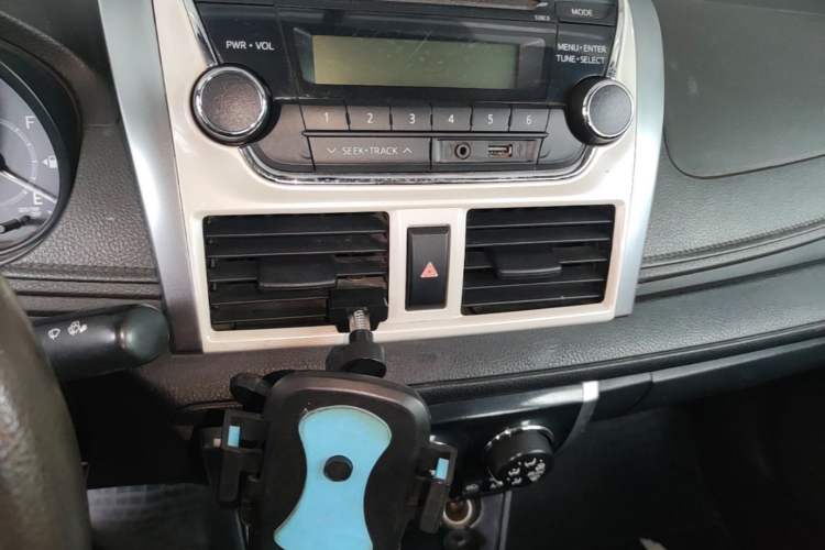 Used Toyota Vios 2014 1.3L Manual Value Edition Audio And AC Panel