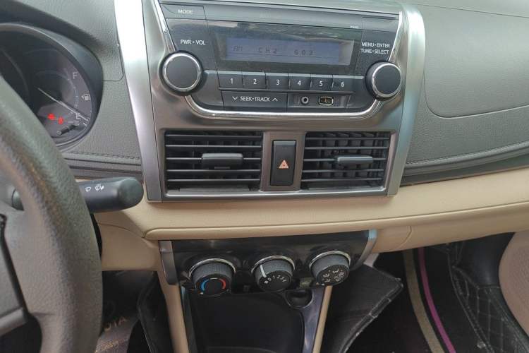 Used Toyota Vios 2014 1.3L Manual Xiang Edition Audio And AC Panel