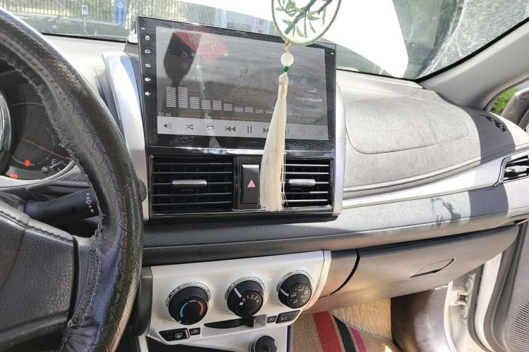 Used Toyota Vios 2014 1.5L Manual ZhiZhen Edition Audio And AC Panel
