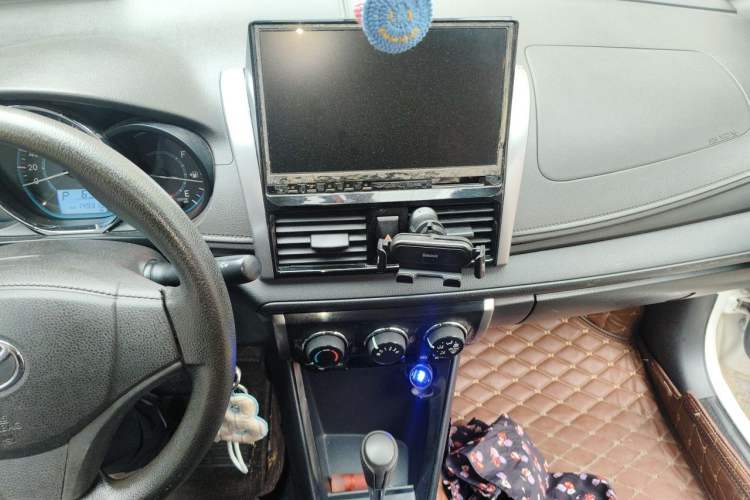 Used Toyota Vios 2014 1.5L Automatic ZhiZhen Edition Audio And AC Panel