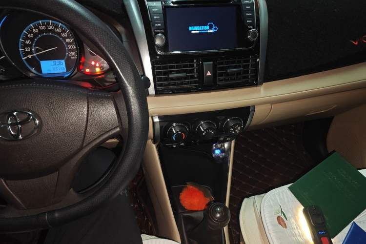 Used Toyota Vios 2014 1.3L Manual Xiang Edition Audio And AC Panel