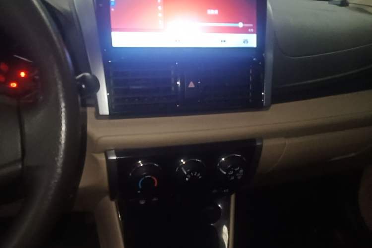 Used Toyota Vios 2014 1.5L Manual ZhiZhen Edition Audio And AC Panel