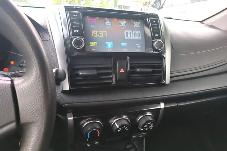Used Toyota Vios 2014 1.5L Automatic ZhiZhen Edition Audio And AC Panel
