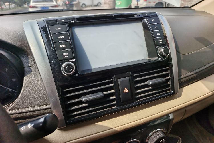 Used Toyota Vios 2014 1.3L Manual Value Edition Audio And AC Panel