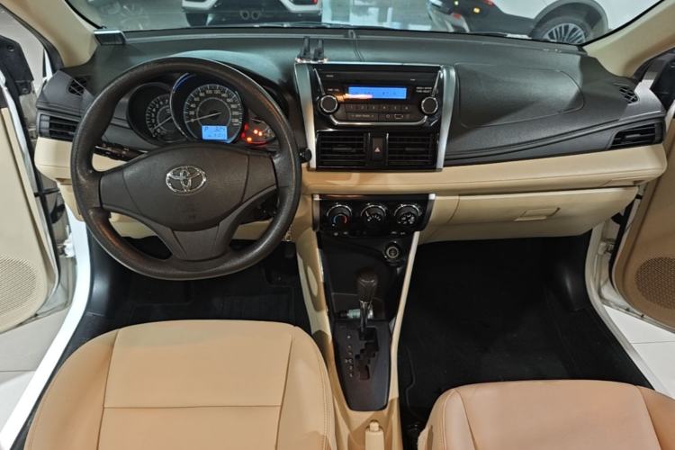 Used Toyota Vios 2014 1.5L Automatic ZhiZhen Edition Center Console