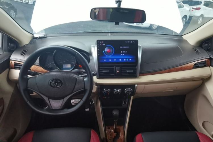 Used Toyota Vios 2014 1.5L Automatic ZhiZhen Edition Center Console