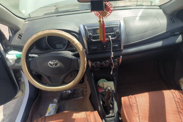 Used Toyota Vios 2014 1.3L Manual Xiang Edition Center Console