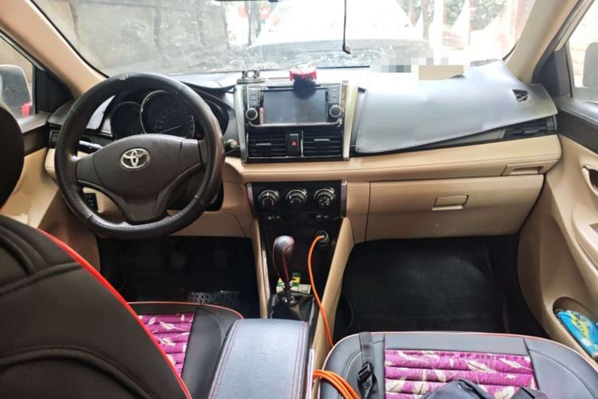 Used Toyota Vios 2014 1.5L Manual ZhiZhen Edition Center Console