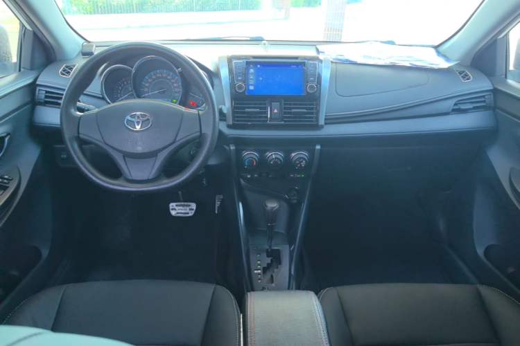 Used Toyota Vios 2014 1.5L Automatic ZhiZhen Edition Center Console