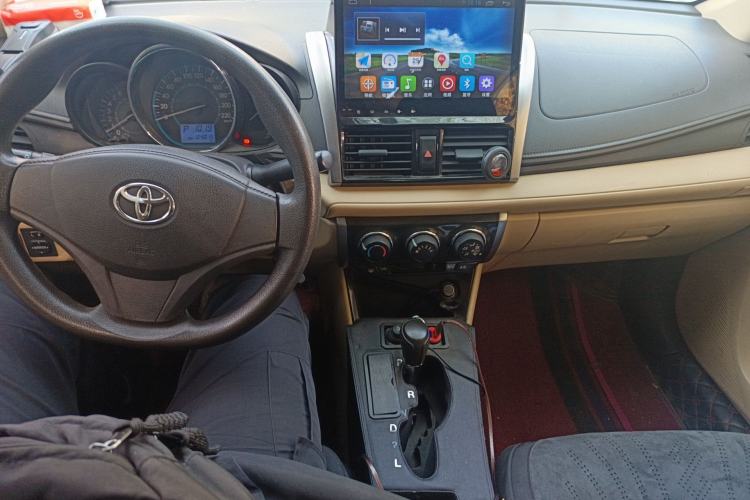 Used Toyota Vios 2014 1.5L Automatic ZhiZhen Edition Center Console