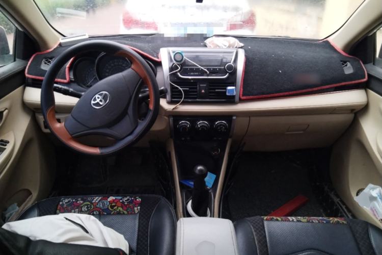 Used Toyota Vios 2014 1.3L Manual Xiang Edition Center Console