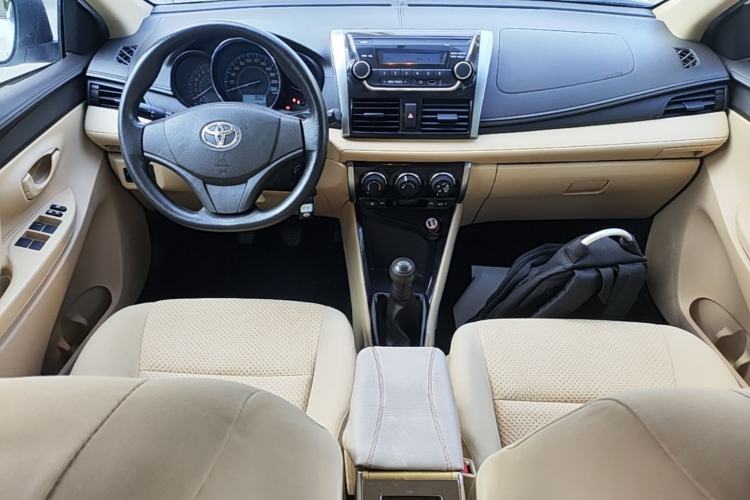 Used Toyota Vios 2014 1.3L Manual Xiang Edition Center Console