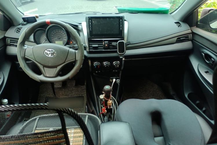 Used Toyota Vios 2014 1.3L Manual Xiang Edition Center Console