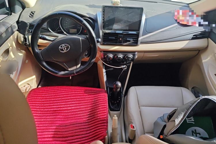 Used Toyota Vios 2014 1.3L Manual Xiang Edition Center Console