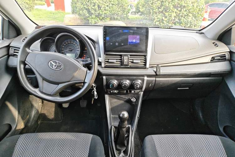 Used Toyota Vios 2014 1.3L Manual Xiang Edition Center Console