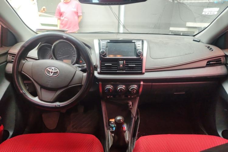Used Toyota Vios 2014 1.3L Manual Xiang Edition Center Console