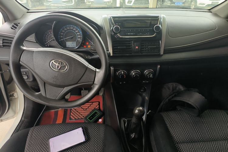 Used Toyota Vios 2014 1.3L Manual Xiang Edition Center Console