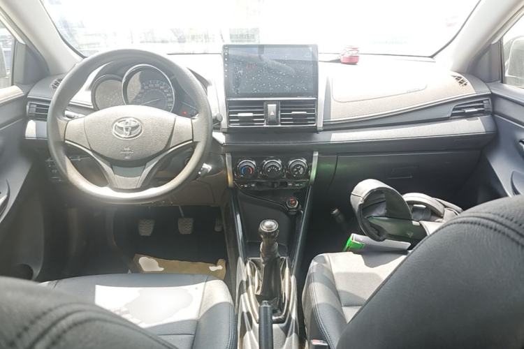 Used Toyota Vios 2014 1.3L Manual Xiang Edition Center Console