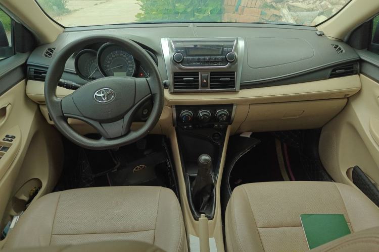Used Toyota Vios 2014 1.3L Manual Xiang Edition Center Console