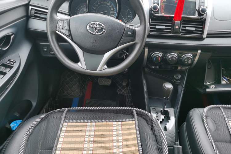 Used Toyota Vios 2014 1.5L Automatic ZhiZhen Edition Center Console