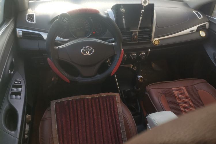 Used Toyota Vios 2014 1.3L Manual Xiang Edition Center Console