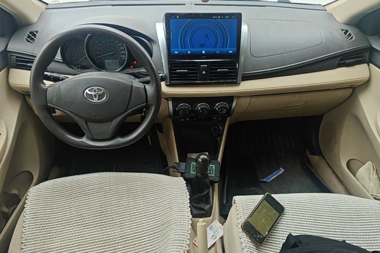 Used Toyota Vios 2014 1.5L Manual ZhiZhen Edition Center Console
