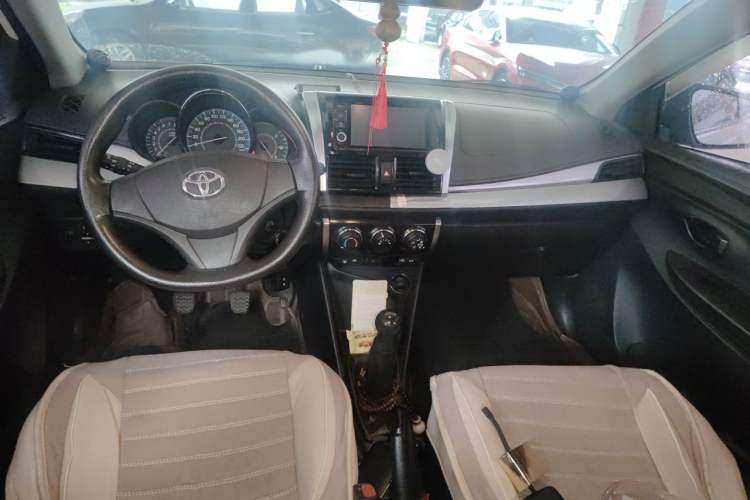 Used Toyota Vios 2014 1.3L Manual Xiang Edition Center Console