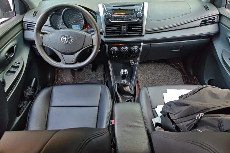 Used Toyota Vios 2014 1.3L Manual Xiang Edition Center Console