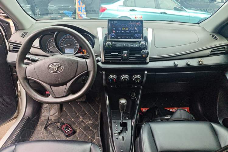 Used Toyota Vios 2014 1.5L Automatic ZhiZhen Edition Center Console