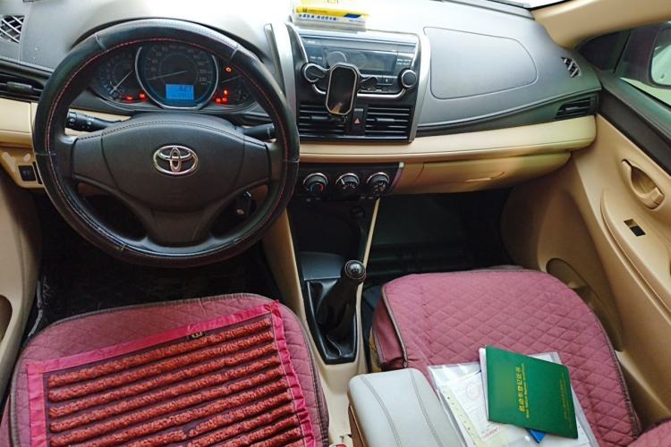 Used Toyota Vios 2014 1.3L Manual Xiang Edition Center Console