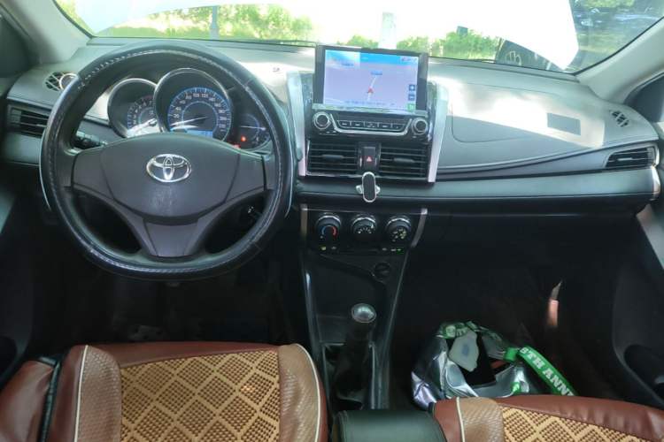 Used Toyota Vios 2014 1.3L Manual Xiang Edition Center Console