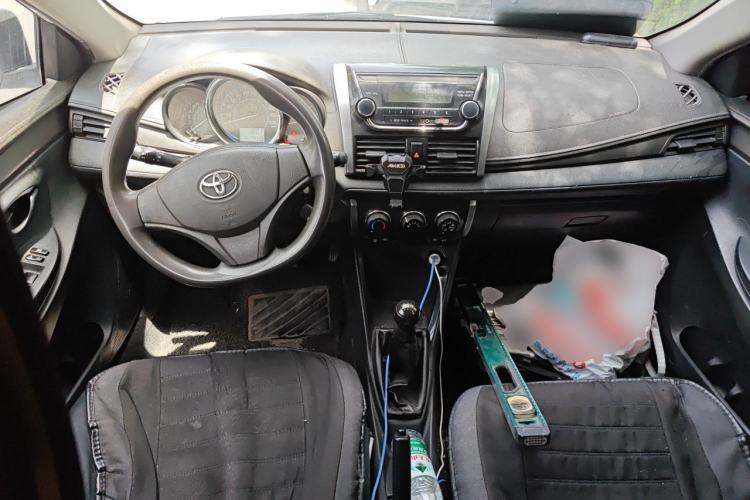 Used Toyota Vios 2014 1.3L Manual Xiang Edition Center Console