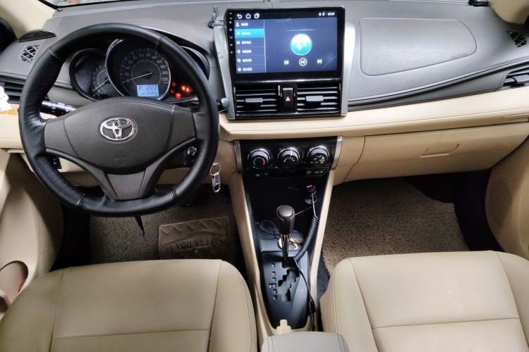 Used Toyota Vios 2014 1.5L Automatic ZhiZhen Edition Center Console