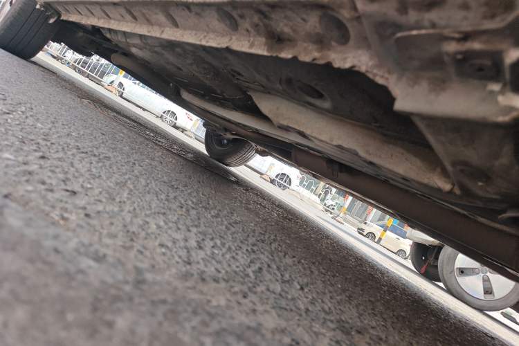 Used Toyota Vios 2014 1.5L Manual ZhiZhen Edition Chassis Front Right