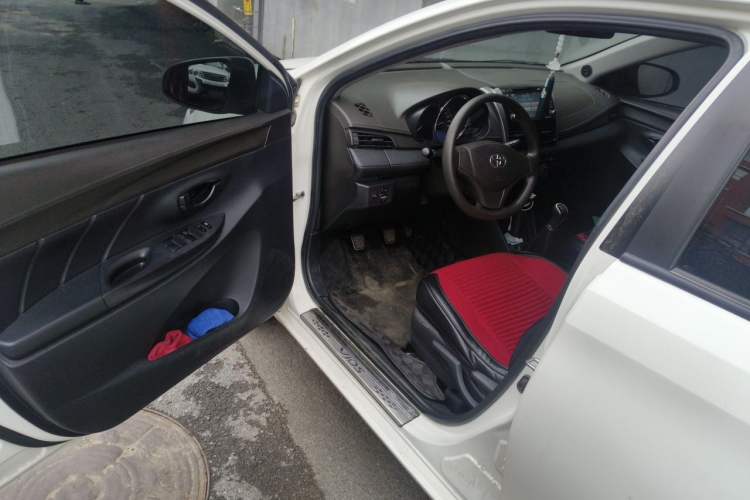 Used Toyota Vios 2014 1.3L Manual Xiang Edition Driver Seat