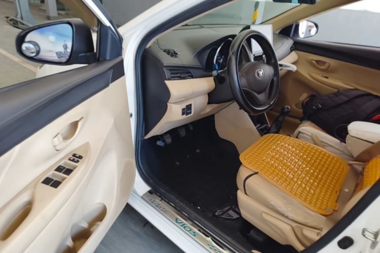 Used Toyota Vios 2014 1.5L Manual ZhiZhen Edition Driver Seat