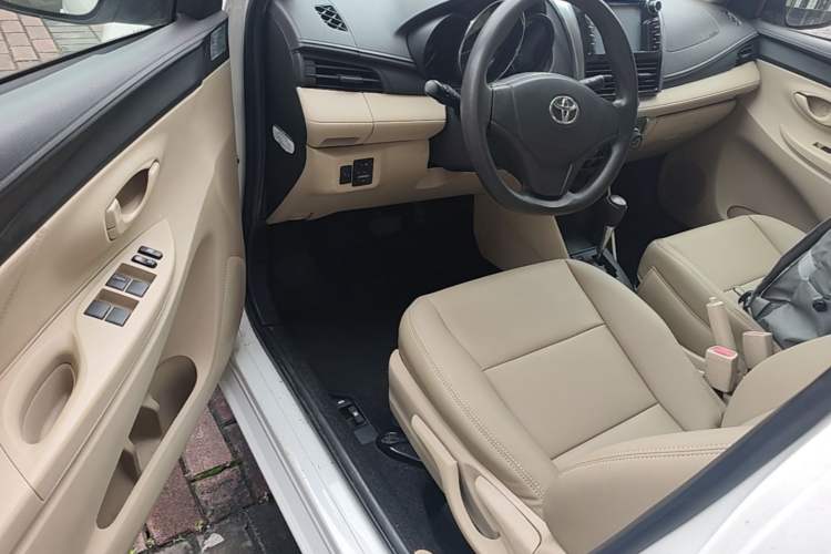 Used Toyota Vios 2014 1.5L Automatic ZhiZhen Edition Driver Seat