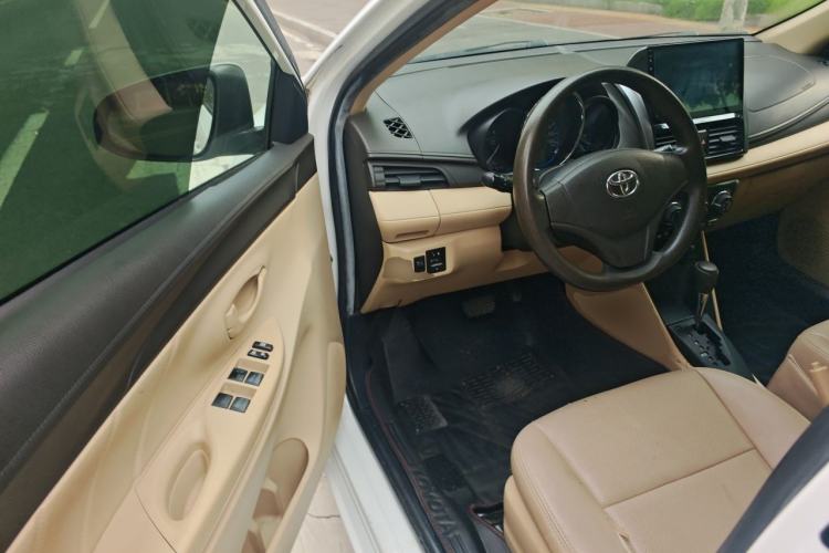 Used Toyota Vios 2014 1.3L Automatic Standard Edition Driver Seat