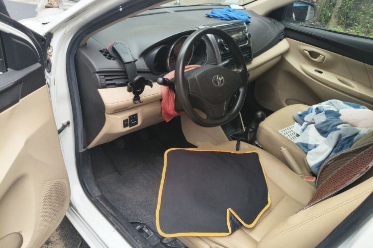 Used Toyota Vios 2014 1.3L Manual Xiang Edition Driver Seat