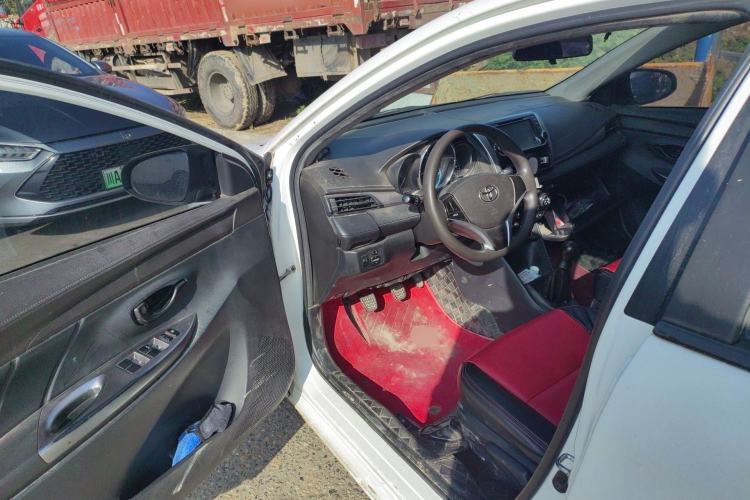 Used Toyota Vios 2014 1.5L Manual Smart Edition Driver Seat