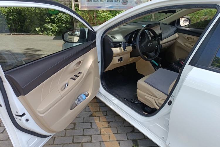 Used Toyota Vios 2014 1.5L Automatic ZhiZhen Edition Driver Seat