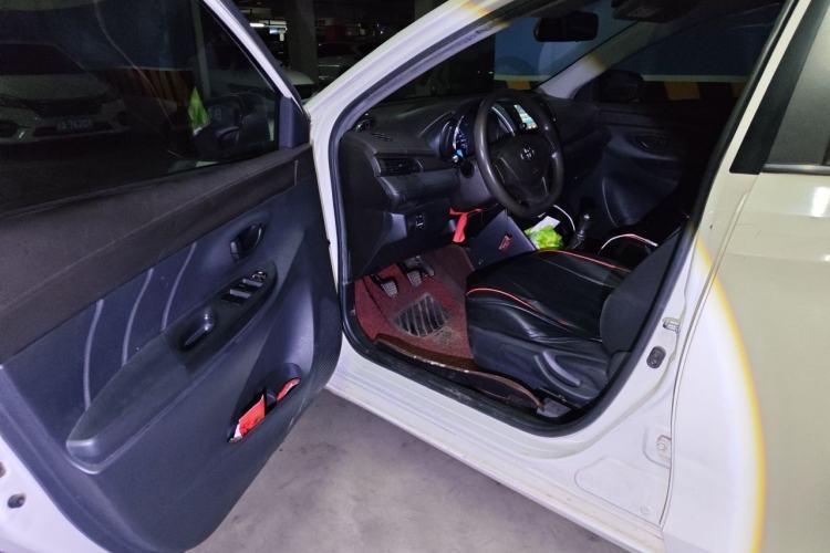 Used Toyota Vios 2014 1.5L Manual ZhiZhen Edition Driver Seat
