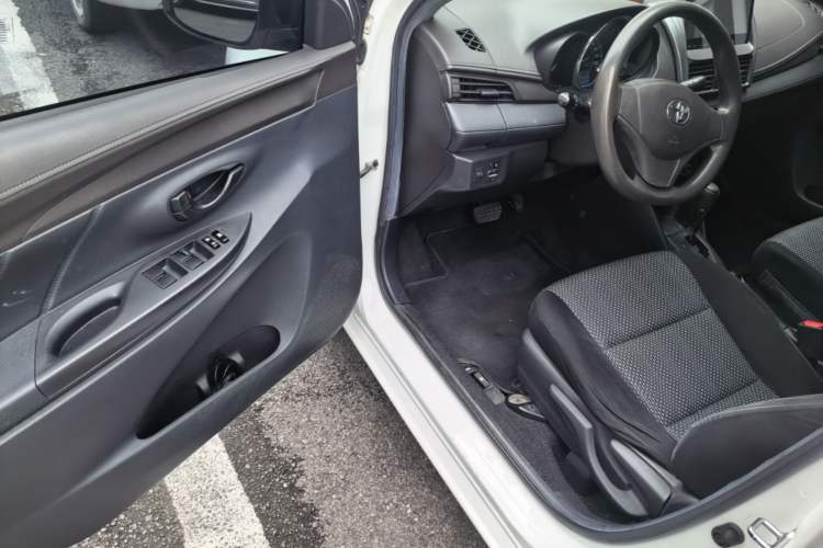 Used Toyota Vios 2014 1.5L Automatic ZhiZhen Edition Driver Seat